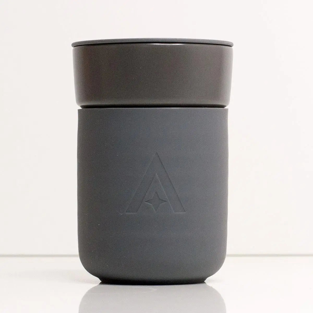 travel mug, carry cup, ceramic travel mug, space grey travel mug, luxury travel mugs, small travel mugs, perfect travel mugs, travel mug with lid, leakproof travel mugs, thermal mugs, flasks, travel cup, thermal cups,  insulated travel mug, leakproof, no handle travel mug,  uberstar, uberstar travel mug, uberstar carry cup, 12oz carry cup, 12oz travel mug, silicone sleeve & lid, gifting travel mugs, perfect gift, traveling gifts, work gifts