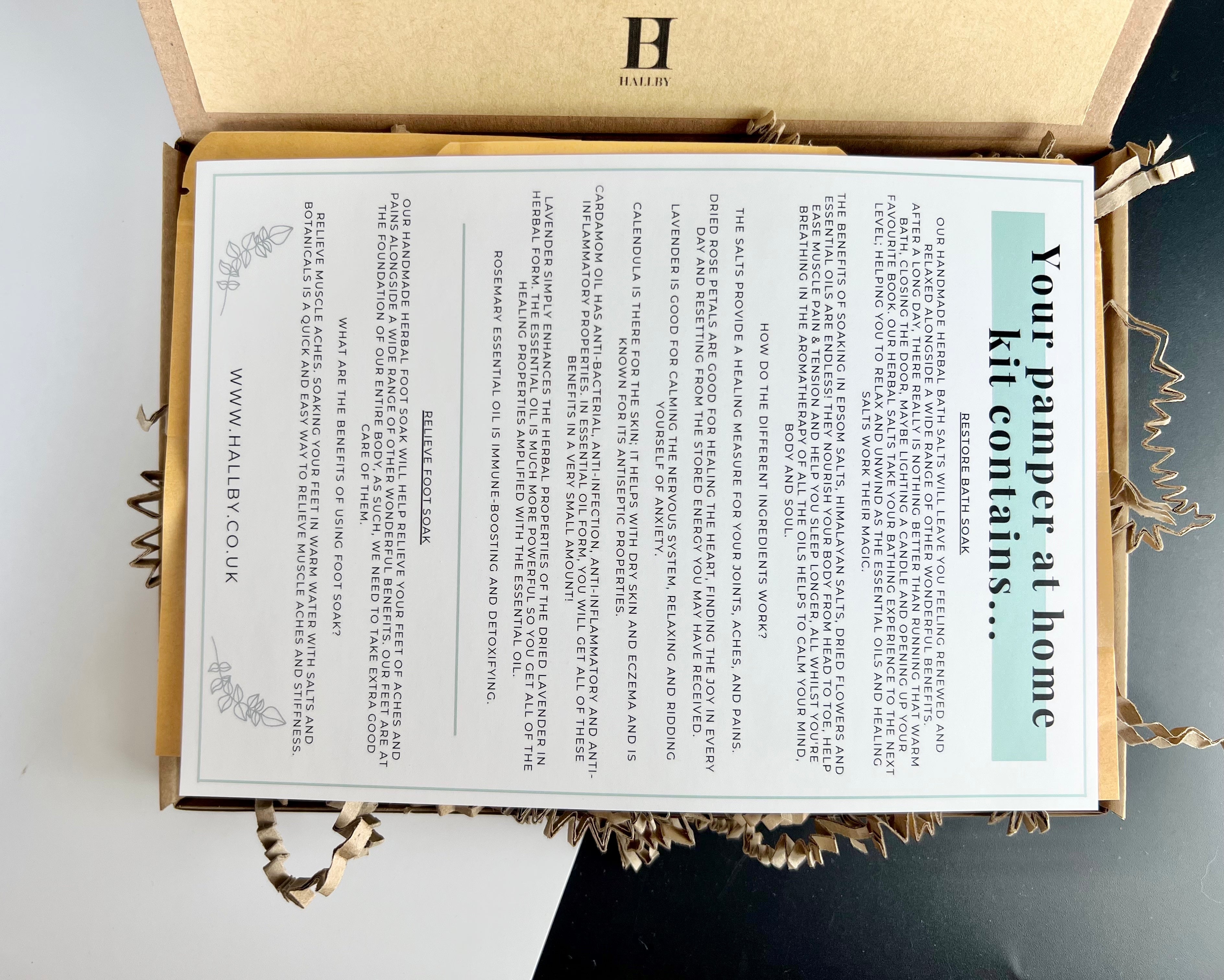 Natural Pamper Christmas Gift Box instructions